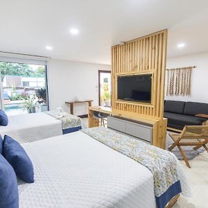Paradise Bay Hotel Boutique